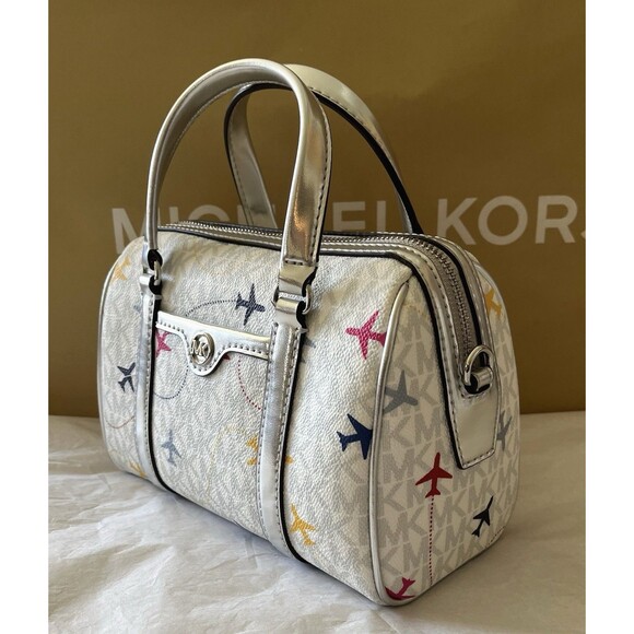 New Michael Kors Travel Small Duffle Crossbody Optic White Multi - Picture 4 of 7